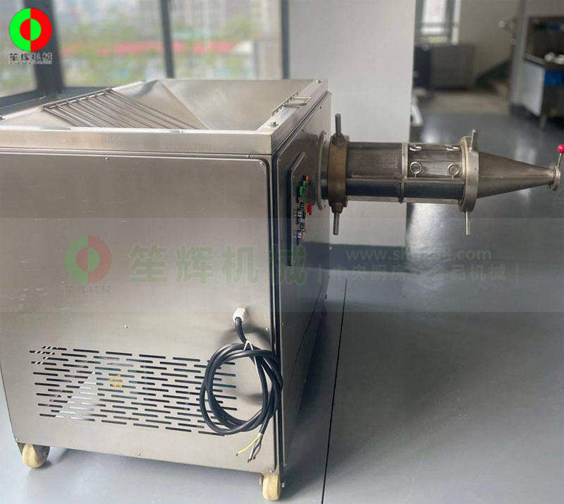 大型魚肉精濾機(jī) 