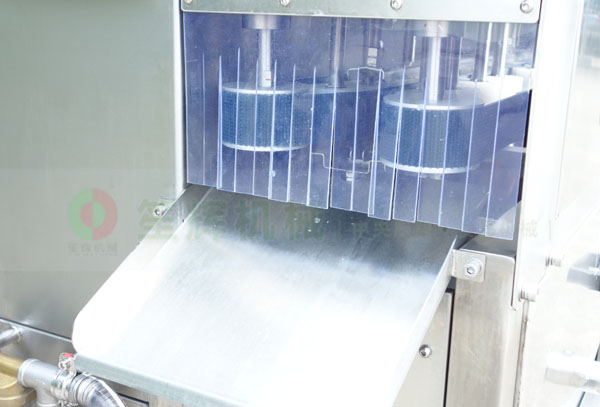 全動(dòng)自殺魚(yú)機(jī)