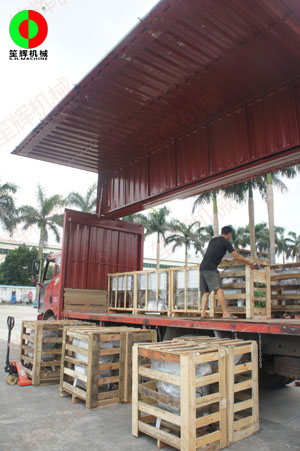 客戶李總定購(gòu)我司大批瓜果分瓣及切割加工設(shè)備！