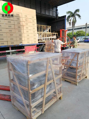 越南經(jīng)銷(xiāo)客戶再次訂購(gòu)大批魚(yú)蝦采肉機(jī)!