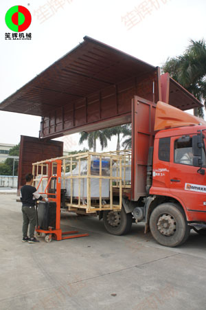 蔬果清洗加工機械現(xiàn)貨交付,按約期裝車發(fā)貨！