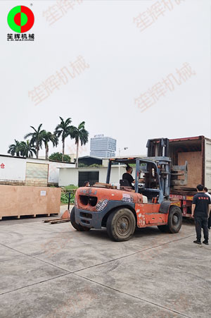 泰國(guó)客戶復(fù)購(gòu)的沙拉菜清洗脫水線設(shè)備發(fā)貨交付！