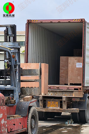 印尼客戶蔬果加工設(shè)備裝柜交付！